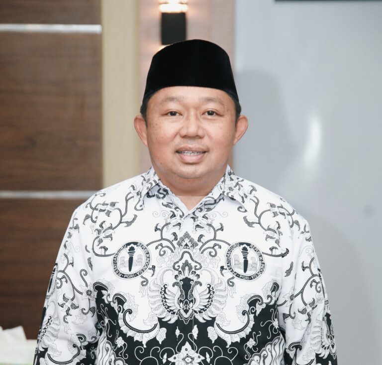 Peringati Hari Guru Nasional, Rizal Marsaoly Tegaskan Guru Ujung Tombak Cetak Generasi Emas