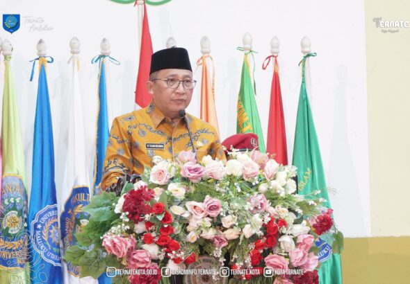 Wali Kota Ternate Hadiri Pengukuhan Guru Besar dan Pelantikan Rektor UMMU