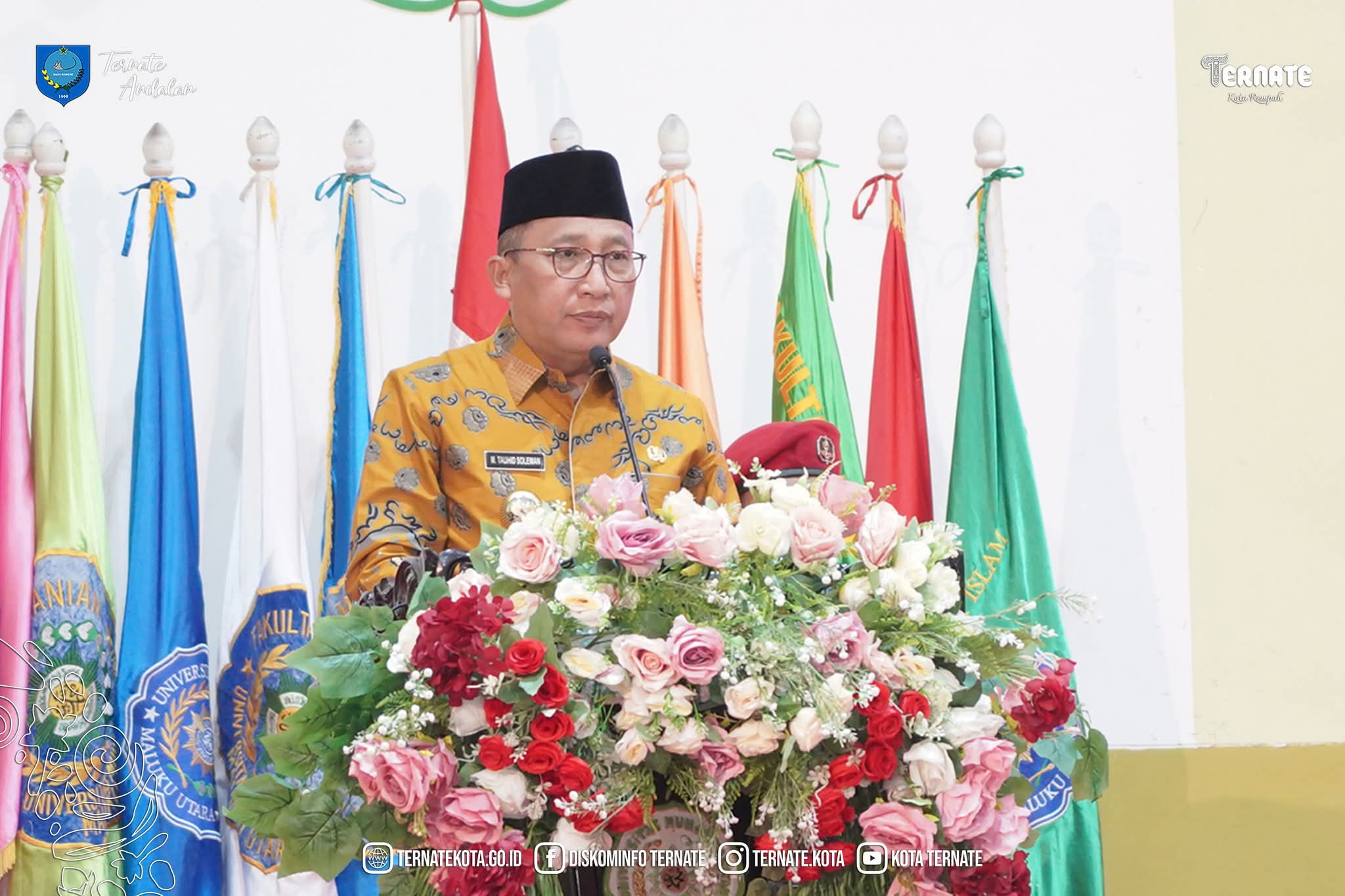 Wali Kota Ternate Hadiri Pengukuhan Guru Besar dan Pelantikan Rektor UMMU